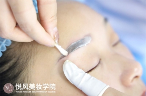 上海纹绣培训学校半永久眉毛,帮你变身素颜美人！